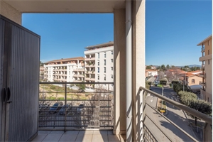 appartement à la vente -   13400  AUBAGNE, surface 72,03 m2 vente appartement - APR697556